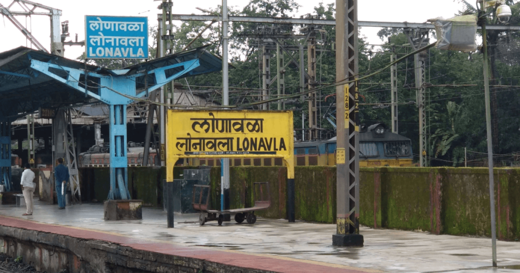 how to reach lonavala hill station